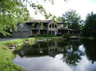 8730 Belfield Rd, Crystal Lake, IL 60014