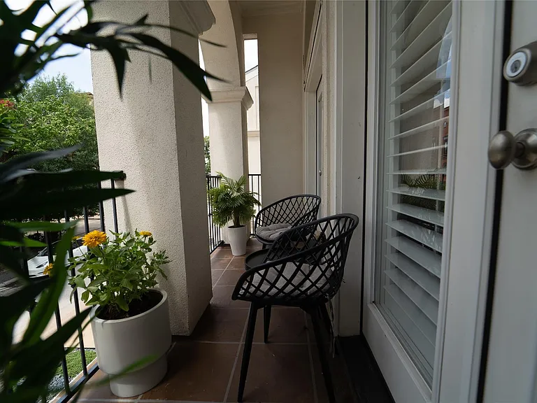 4008 Barnes St — Photo 7