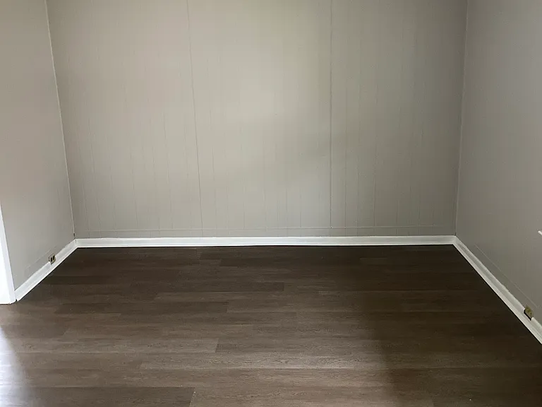 1103 Bryn Mawr St #1/2 — Photo 9
