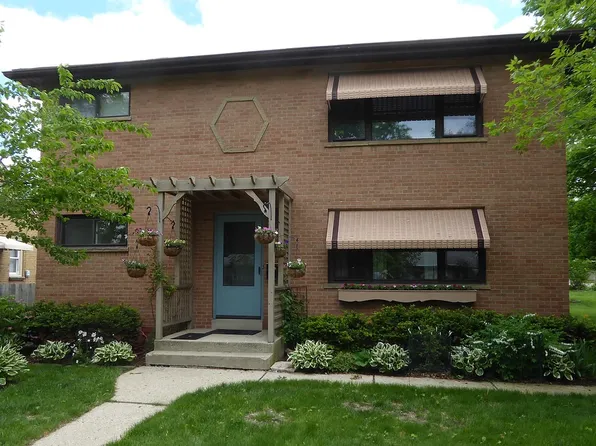 3340 S Dayfield Ave, Milwaukee, WI 53207