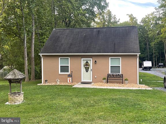 2nd image of 1857 Cedar Dr
