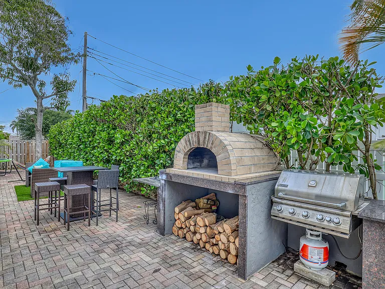 561 Anchorage Dr — Photo 18
