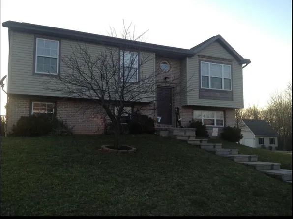 36 Trumpeter Way, New Oxford, PA 17350