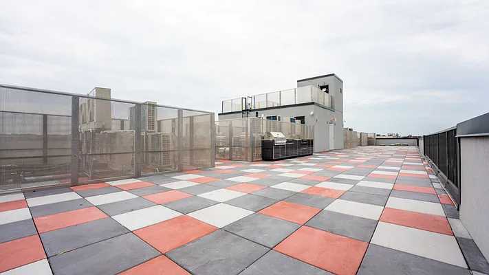 Rented by Nooklyn NYC LLC | media 31