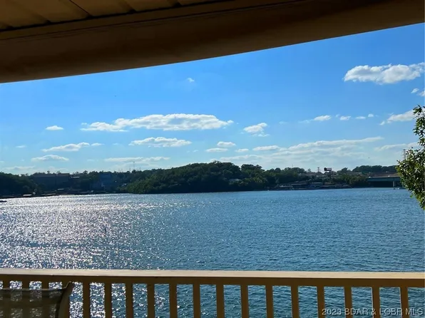 875 Parkside Pl #C205, Osage Beach, MO 65065