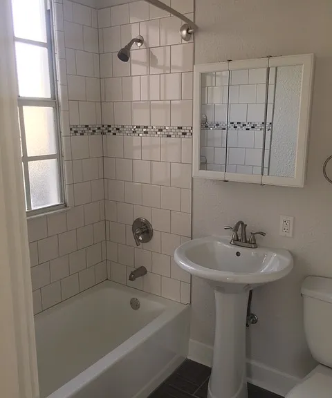 407 S Melville Ave #6 — Photo 7