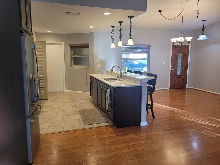 8240 Jennifer Ln — Photo 3