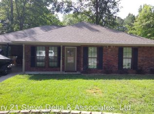 8283 Kurthwood Rd, Leesville, LA 71446