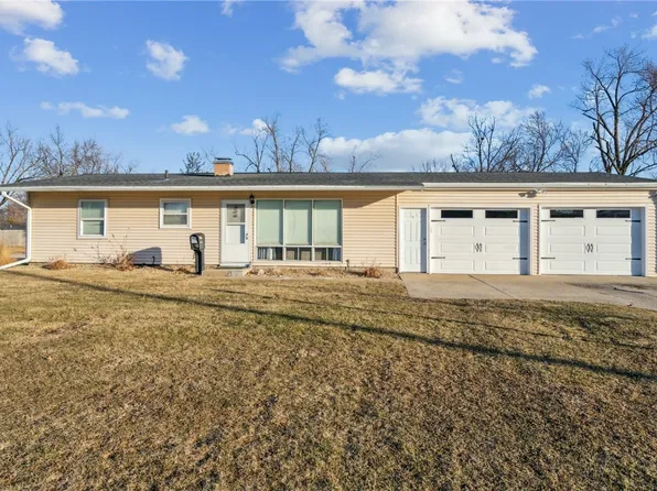 158 Mayden Ave SW, Cedar Rapids, IA 52404