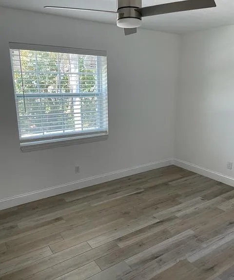 4071 Edgewater Dr #4 — Photo 7