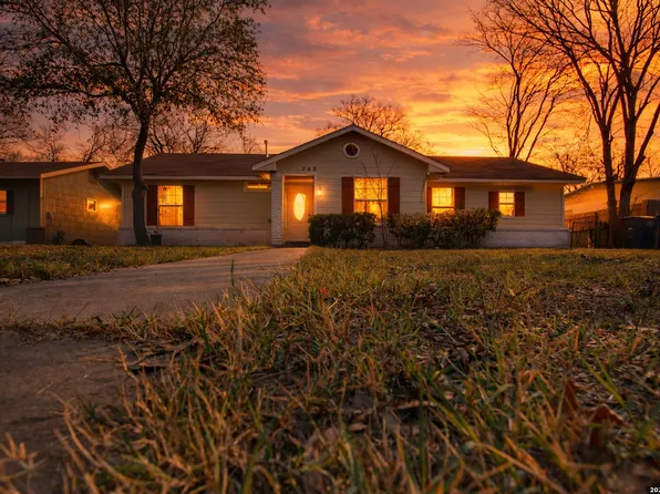 346 Ashland, San Antonio, TX 78218