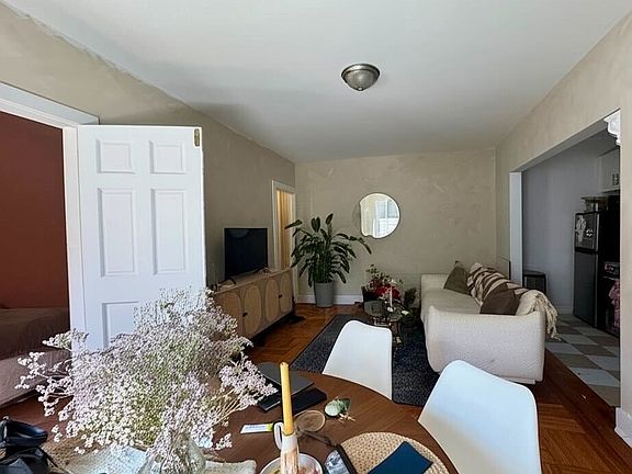 3rd image of 200 Sterling Pl APT 3F