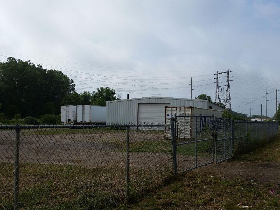 609 Paw Paw Ave, Benton Harbor, MI 49022 Zillow