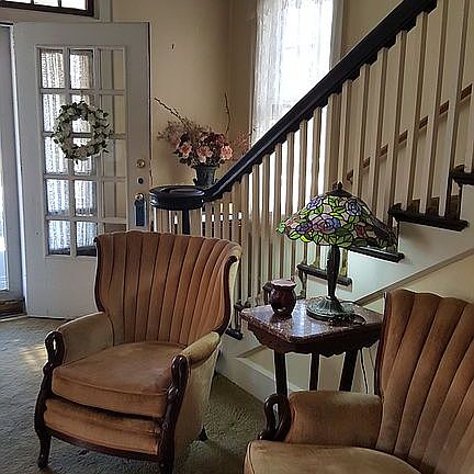 Large Entry Foyer