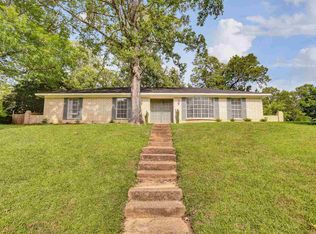 506 Hollyberry Dr, Clinton, MS 39056
