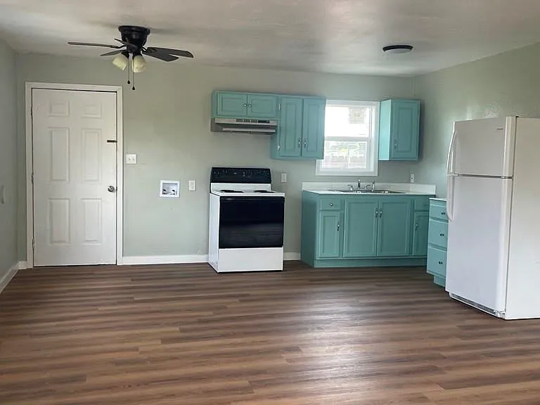 5994 SE Southmost Rd — Photo 3