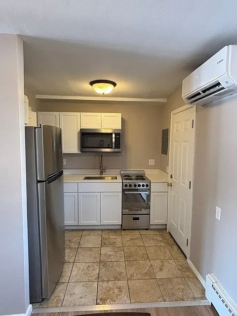 2 bed, 650 sqft, $1,375 — Photo 4