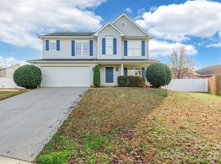 5128 Balsam Bark Ln, Fort Mill, SC 29708