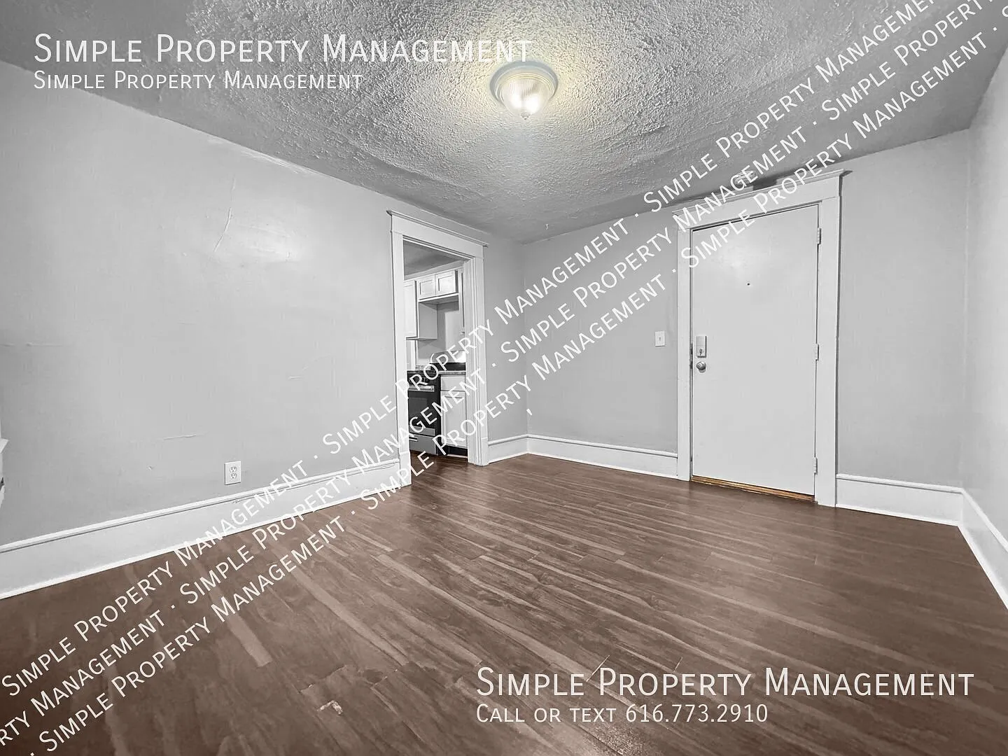 Updated 1 Bedroom on the West Side — Photo 4