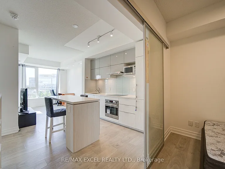 8 Rouge Valley Dr W #609B — Photo 7