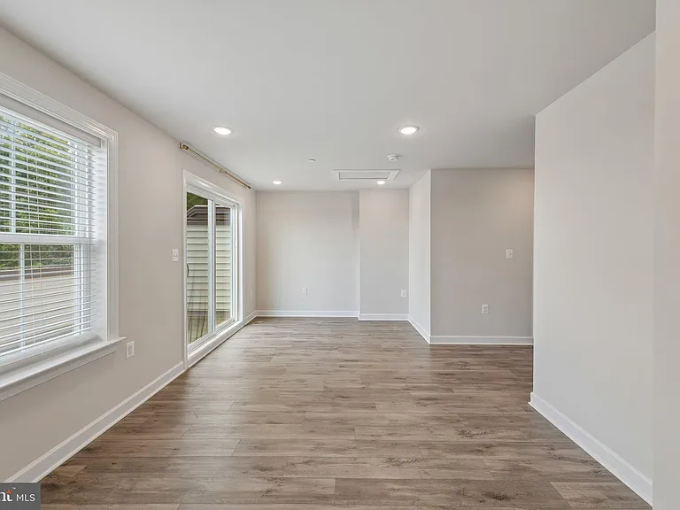 7202 Mountaineer Dr — Photo 11