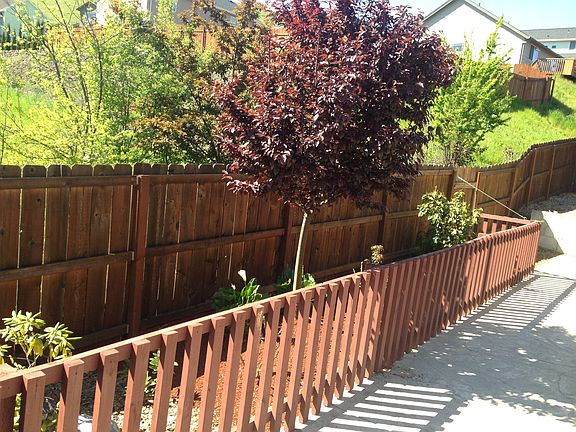 759 South Savoy Ct Roseburg