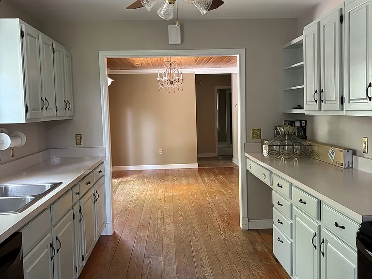 11170 Robious Rd — Photo 10