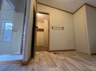 134 Scarlet Oak Ln, Oxford, MI 48371