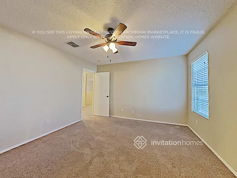 1537 Englewood Dr — Photo 19