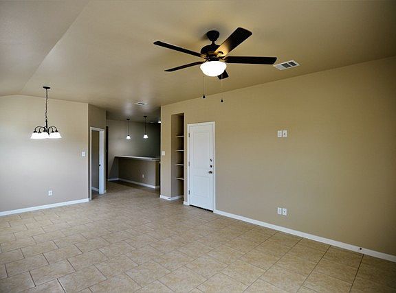 2nd image of 4306 Ivory Ln