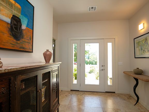 3rd image of 1118 Coleman Dr