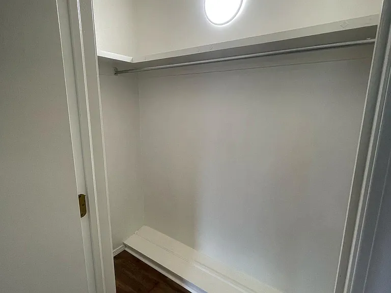 1252 S 27th Pl — Photo 24