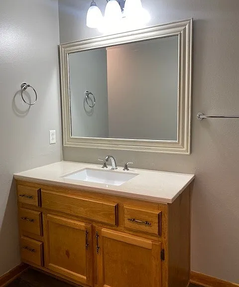 5105 Lake Dr — Photo 20