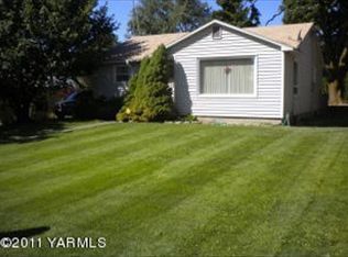 1006 S 20th Ave, Yakima, WA 98902