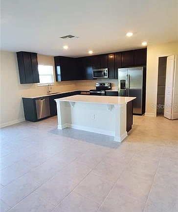 3rd image of 824 Gisele Ct