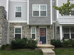 1443 Bloomington Blvd, Columbus, OH 43228