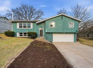 772 Keswick Dr, Iowa City, IA 52246