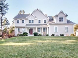 1 Rockwood Ln, Medfield, MA 02052