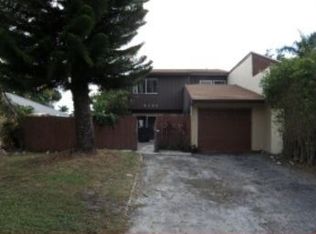 4962 NW 5th St, Delray Beach, FL 33445