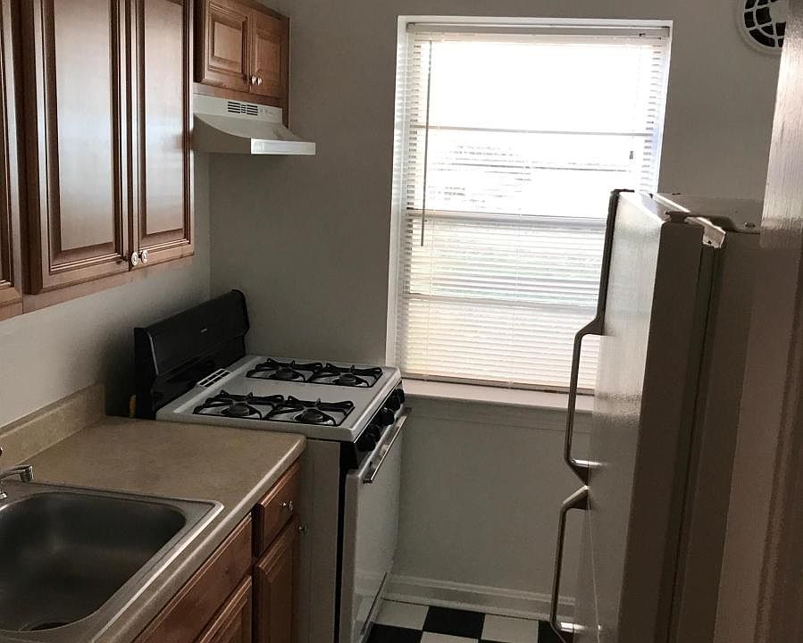 2nd image of 15 Water St APT 10A