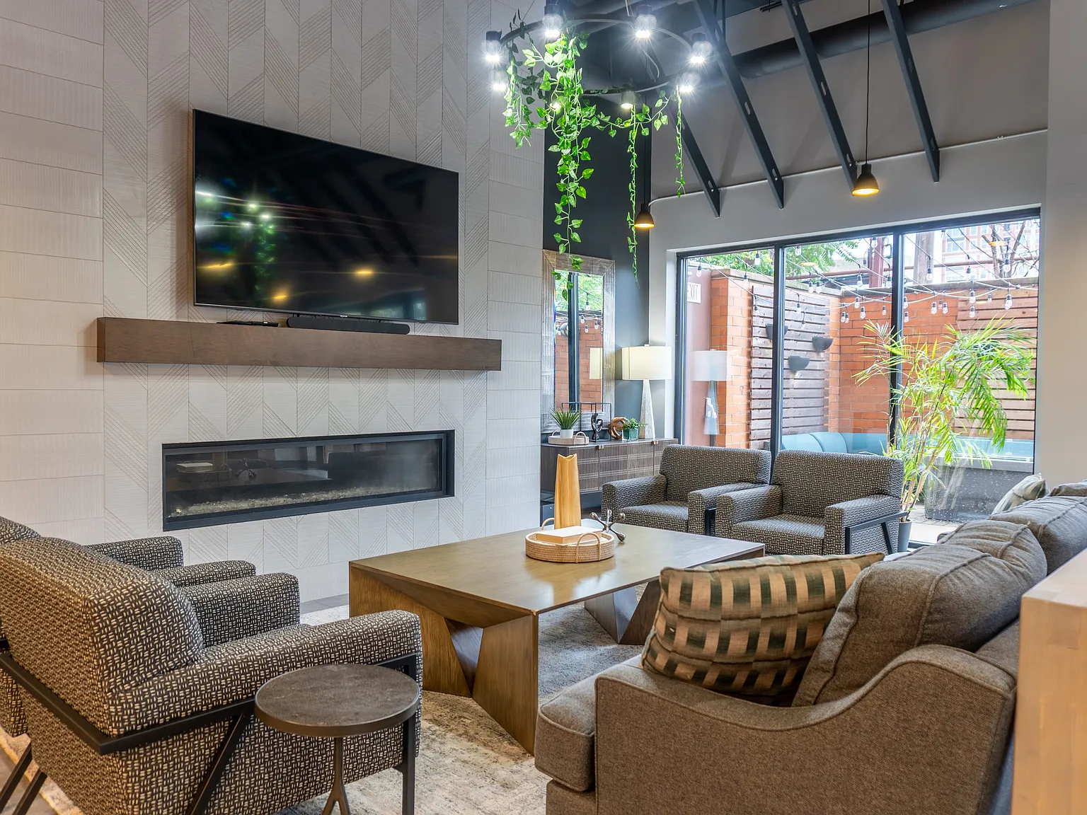 Dunton Tower Apartments — Photo 2