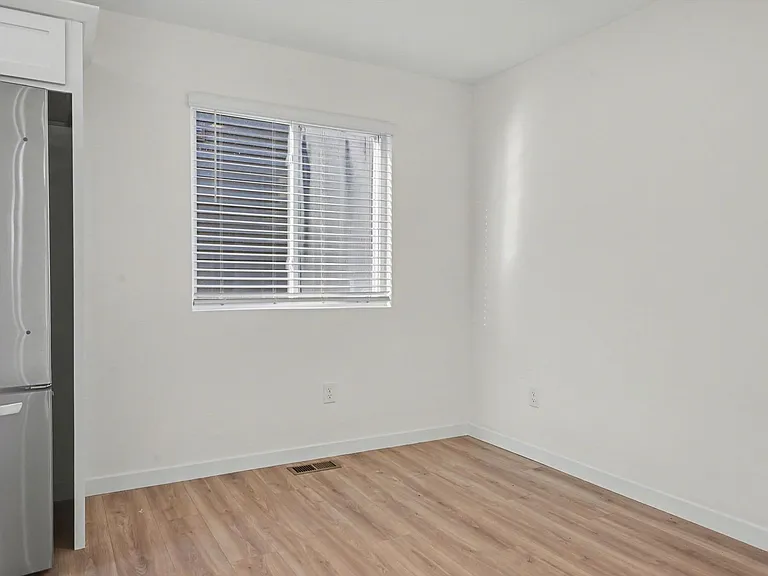 350 N Sherman St — Photo 15