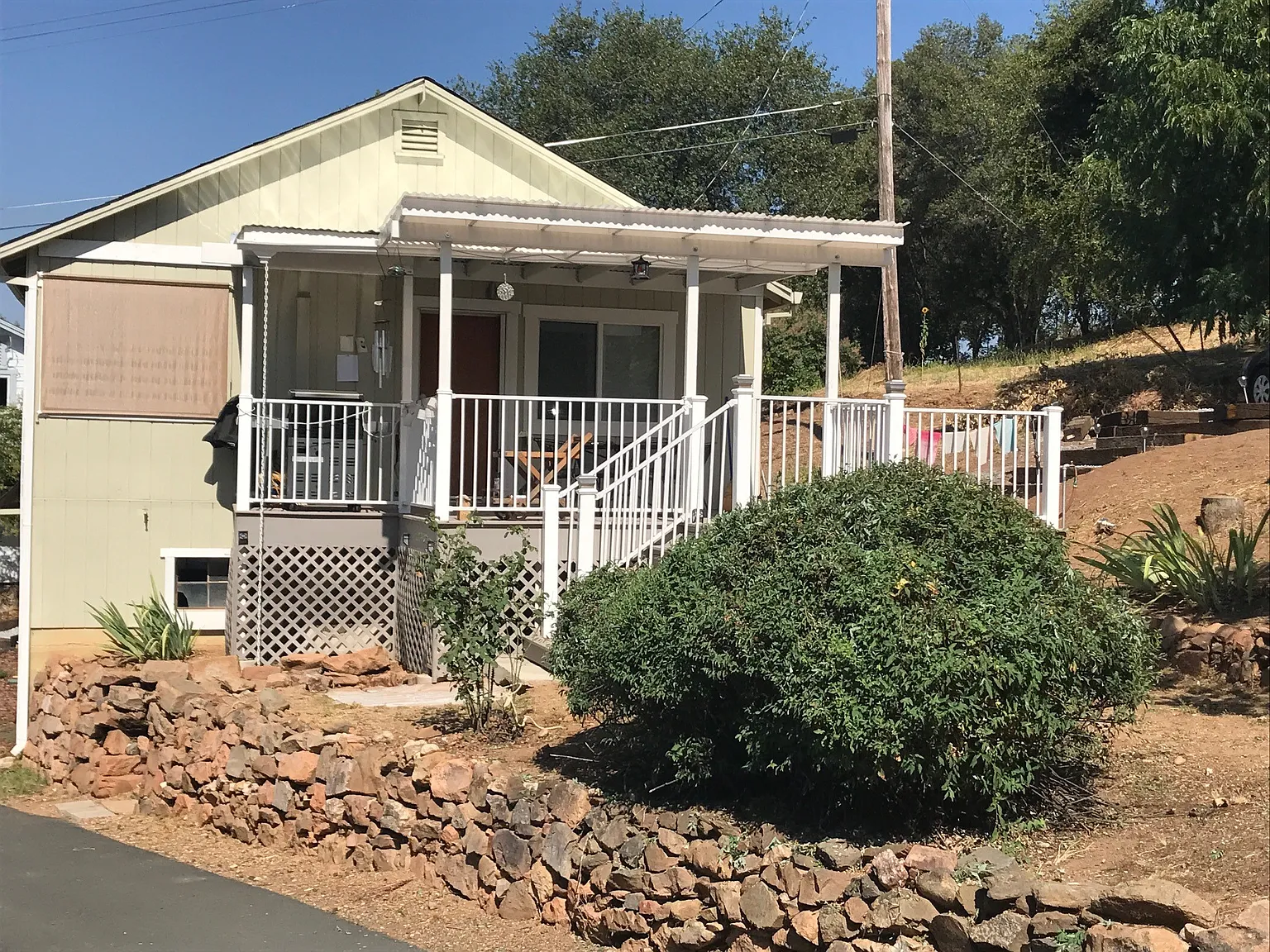 8458 Peek Cir photo 1