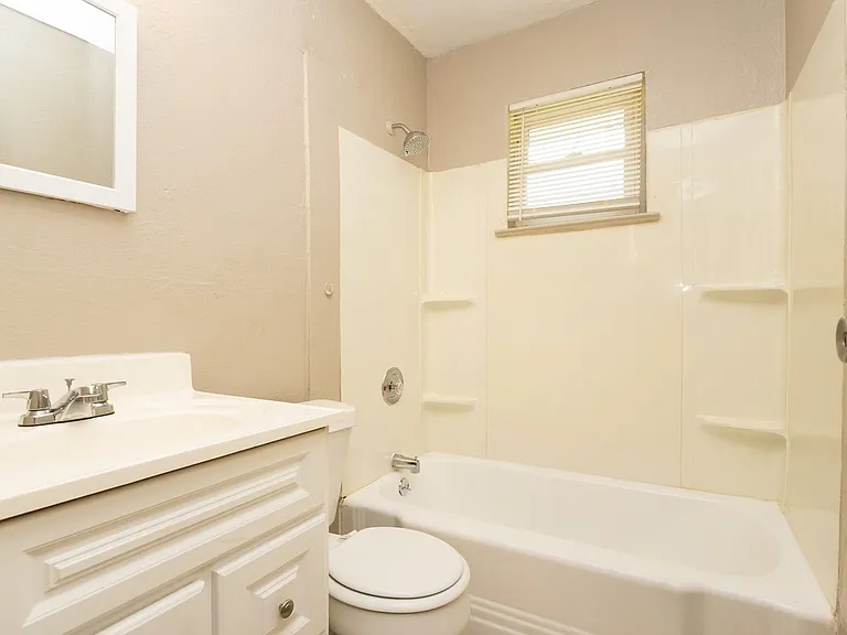 852 Arlington Ave #852 — Photo 11
