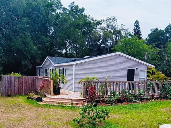 206 N Mulrennan Rd, Valrico, FL 33594