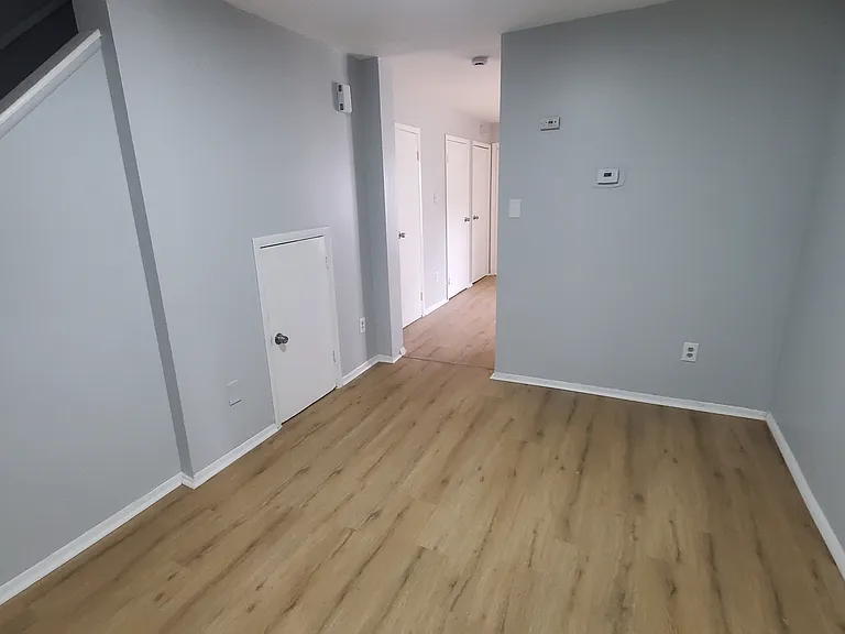 372 Ocean Ave — Photo 4