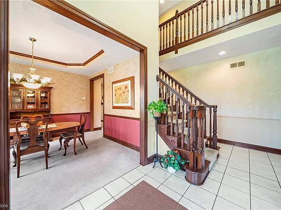 3rd image of 6325 Kenarden Dr