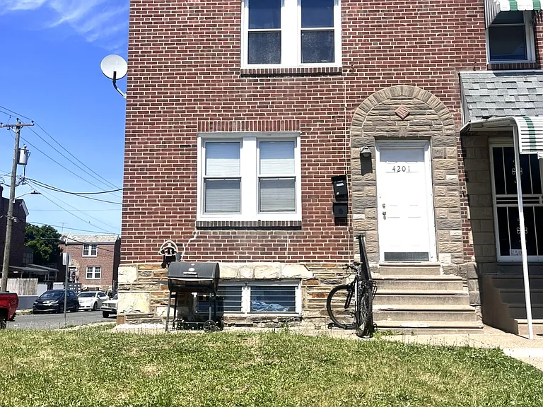 4201 Shelmire Ave #1 — Photo 1