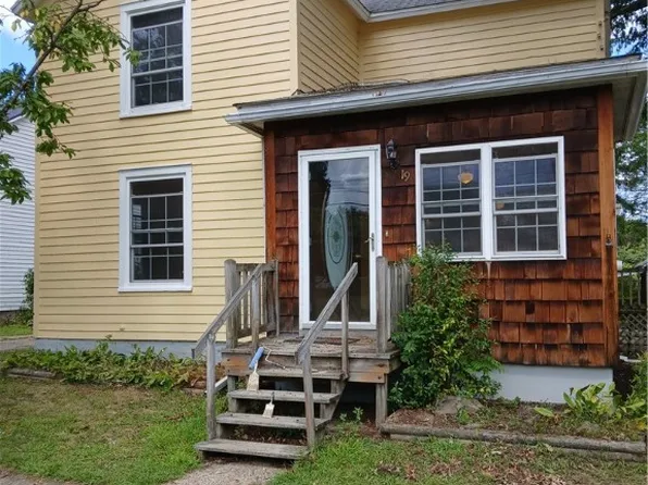 19 S Maple St, Corning, NY 14830