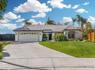 809 Mazatlan Dr, Bakersfield, CA